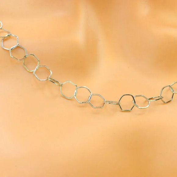 Minimalist Necklace, Sleek & Modern Design, Women’s Fashion, YC110392-N - Picture 7 of 10